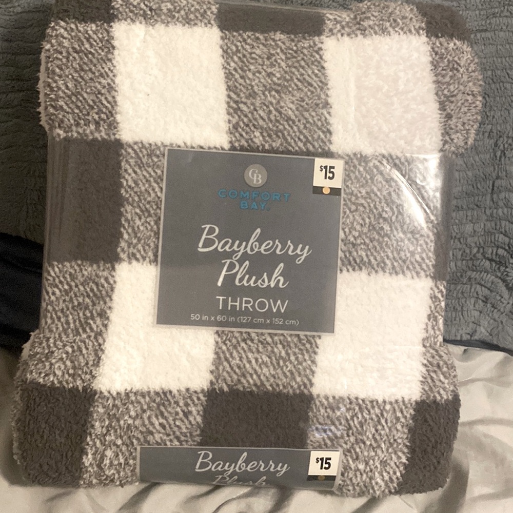 plush throw white and grey